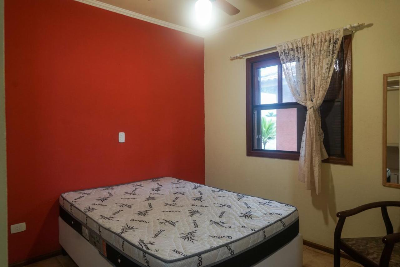Apartamento Duplex A 100 Metros Da Praia De Boraceia Бертиога Екстериор снимка